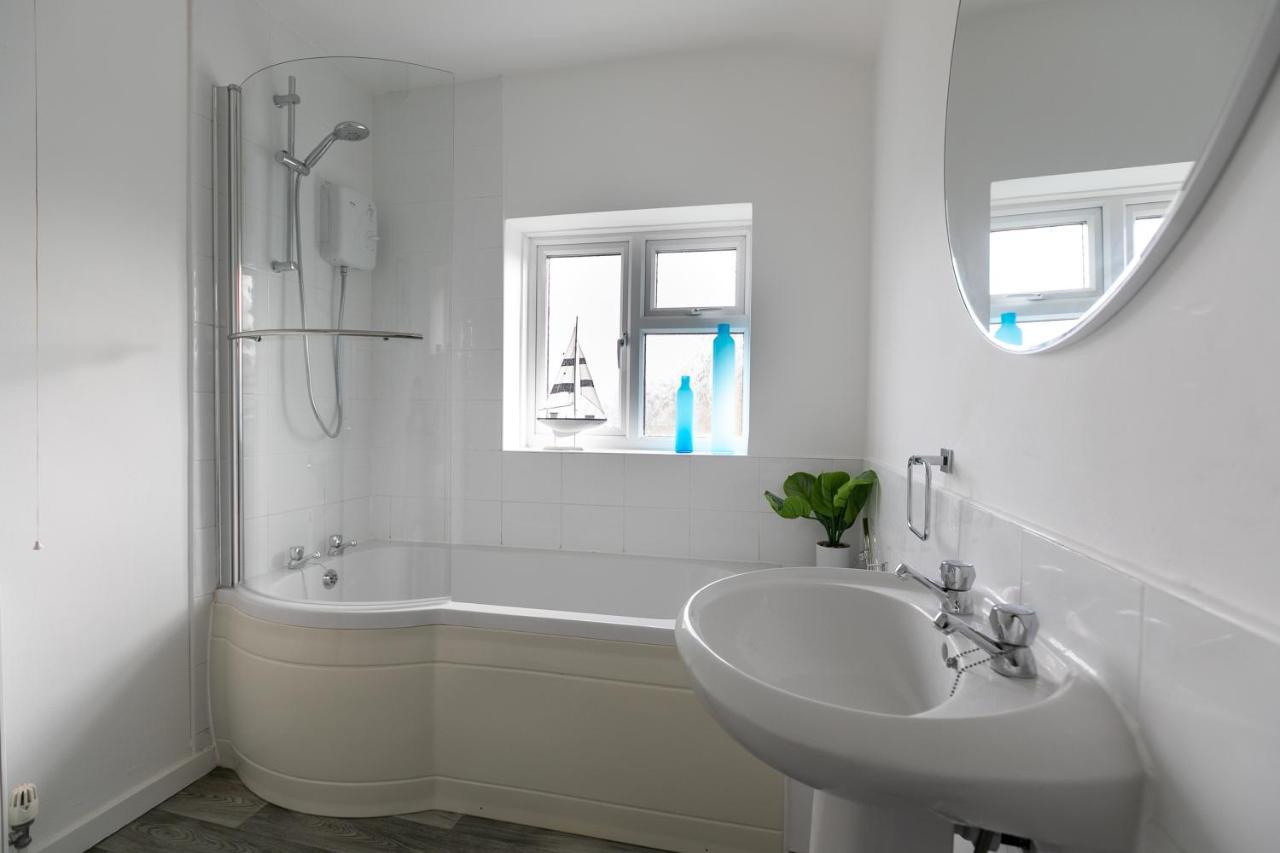 Ludlow Drive 3 Bed Contractor Family Town House In Melton Mowbray Extérieur photo