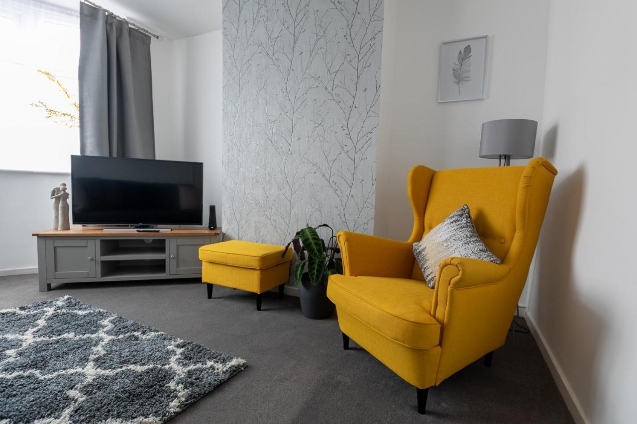 Ludlow Drive 3 Bed Contractor Family Town House In Melton Mowbray Extérieur photo