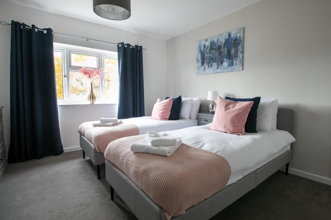 Ludlow Drive 3 Bed Contractor Family Town House In Melton Mowbray Extérieur photo