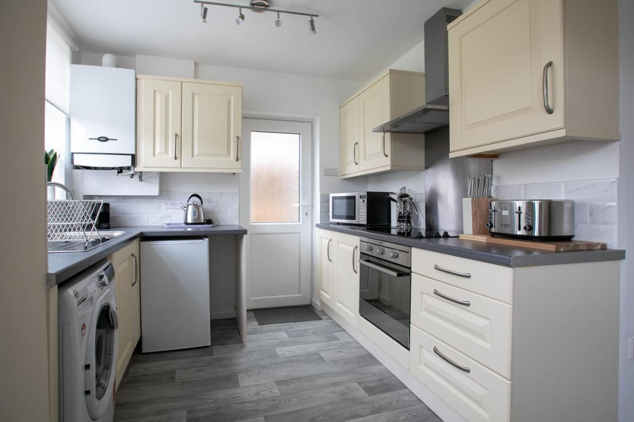Ludlow Drive 3 Bed Contractor Family Town House In Melton Mowbray Extérieur photo